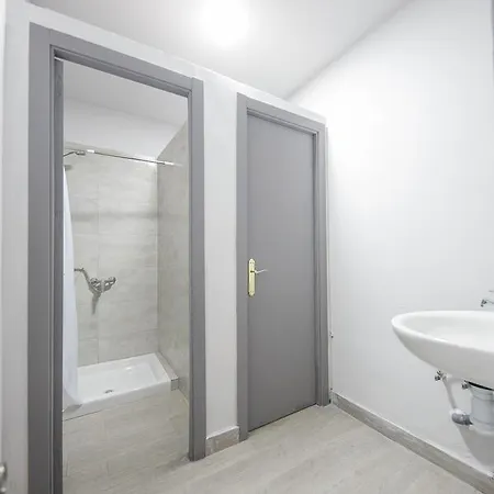 Factory Rooms Tarifa Homestay Tarifa