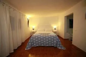 Factory Rooms Tarifa Homestay *